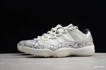 Hyperoad SNAKE LIGHT JORDAN BONE - LOW RETRO 11 0716